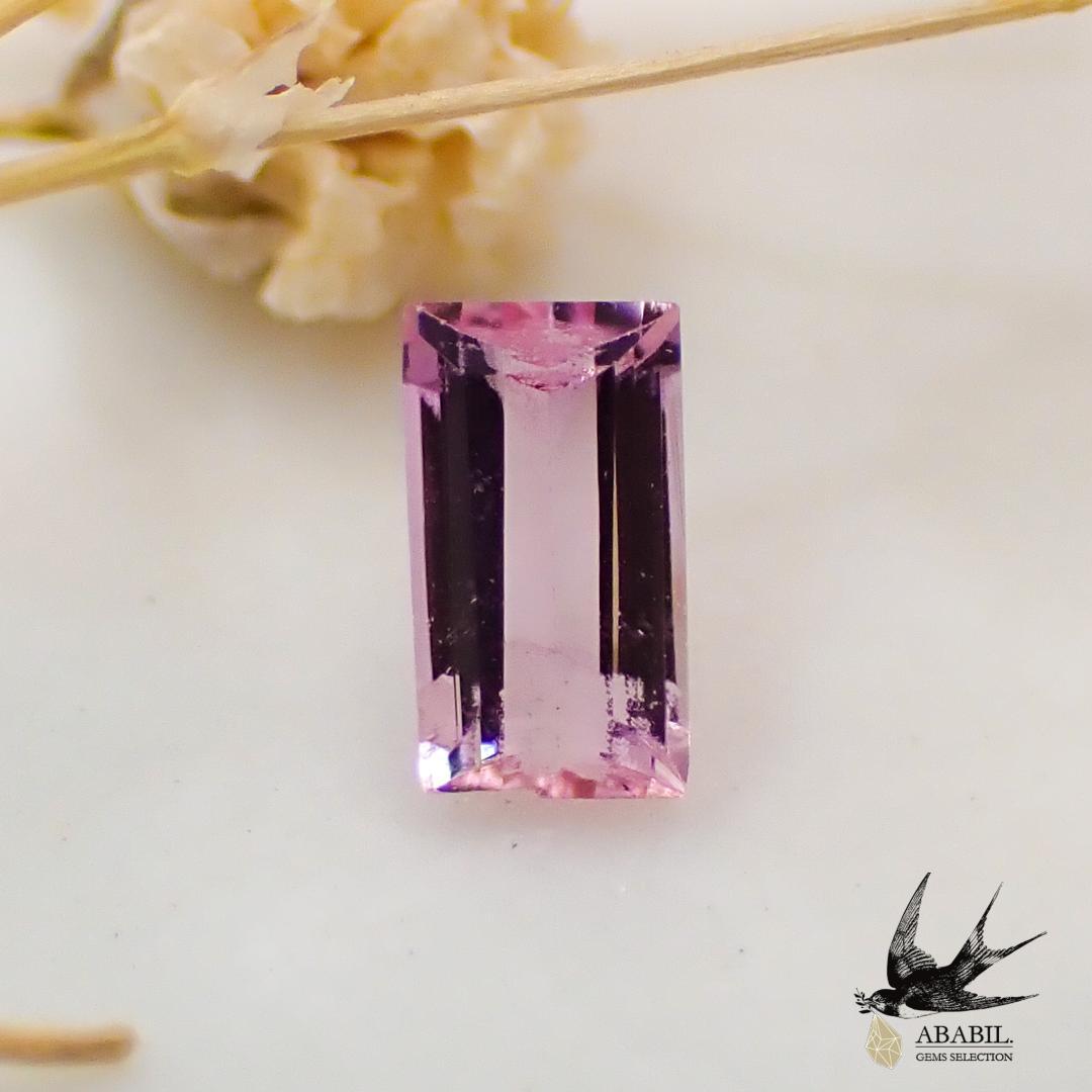 天然非加熱インペリアルトパーズ0.125ct【ブラジル】☆OHタイプピンク 