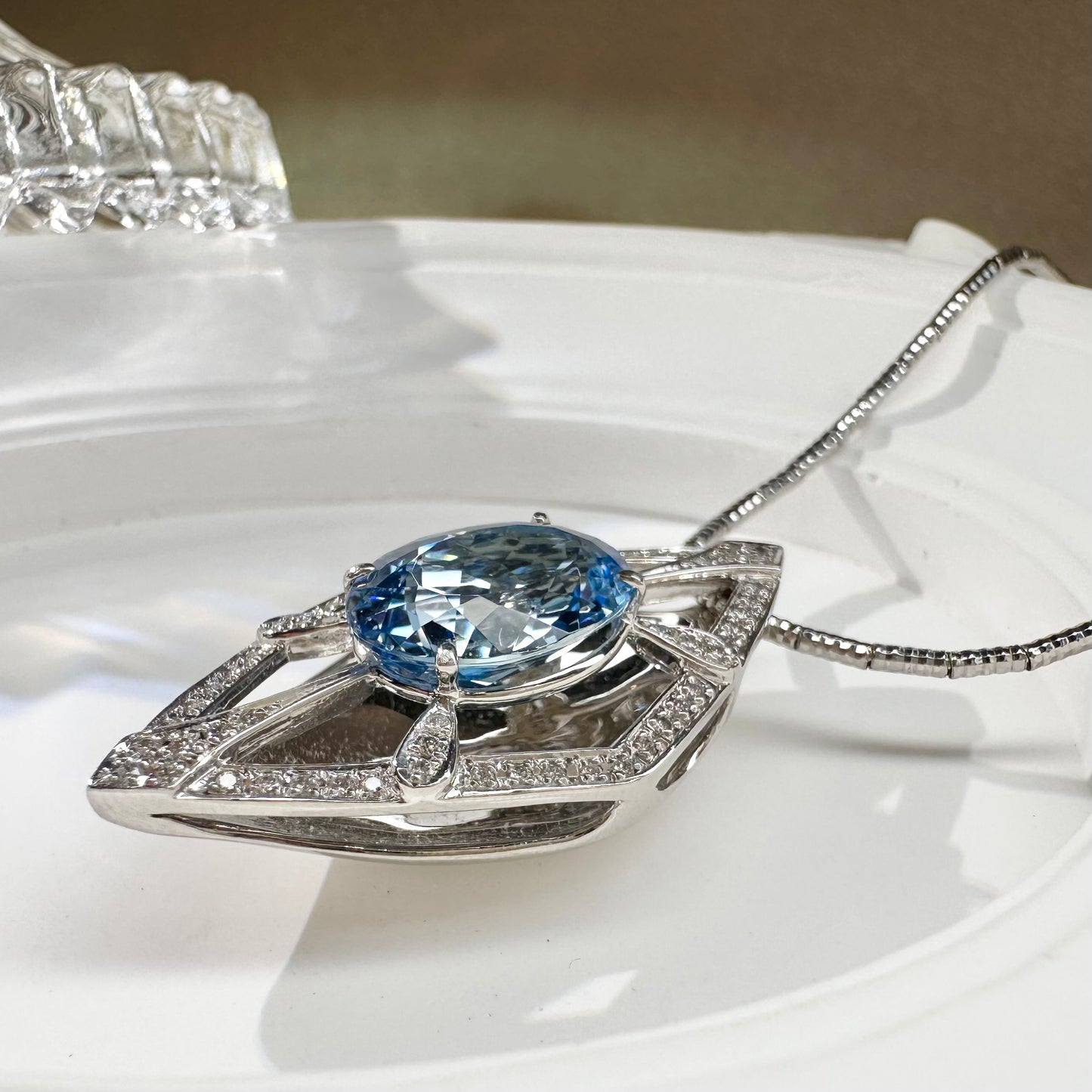 【美品】PT900 アクアマリン 5.43ct ネックレス