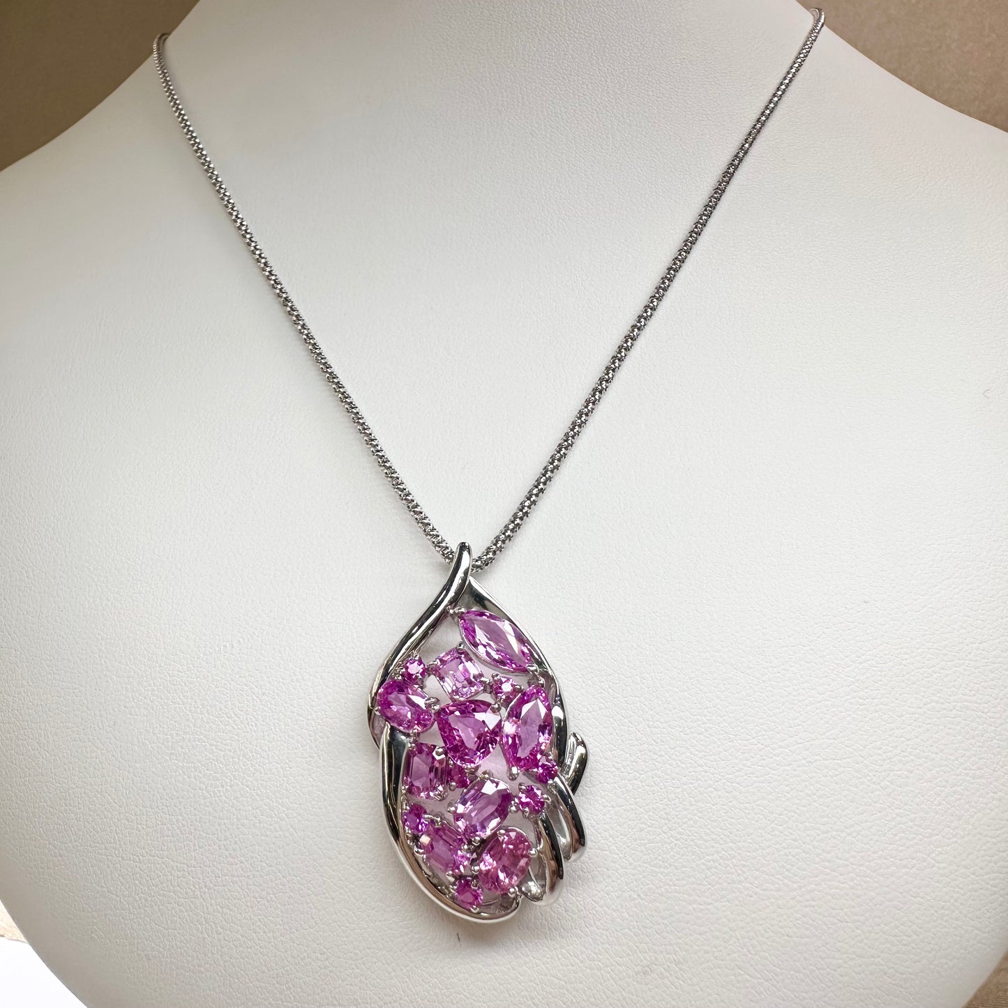 【K18】ピンクサファイア 7.68ct ネックレス