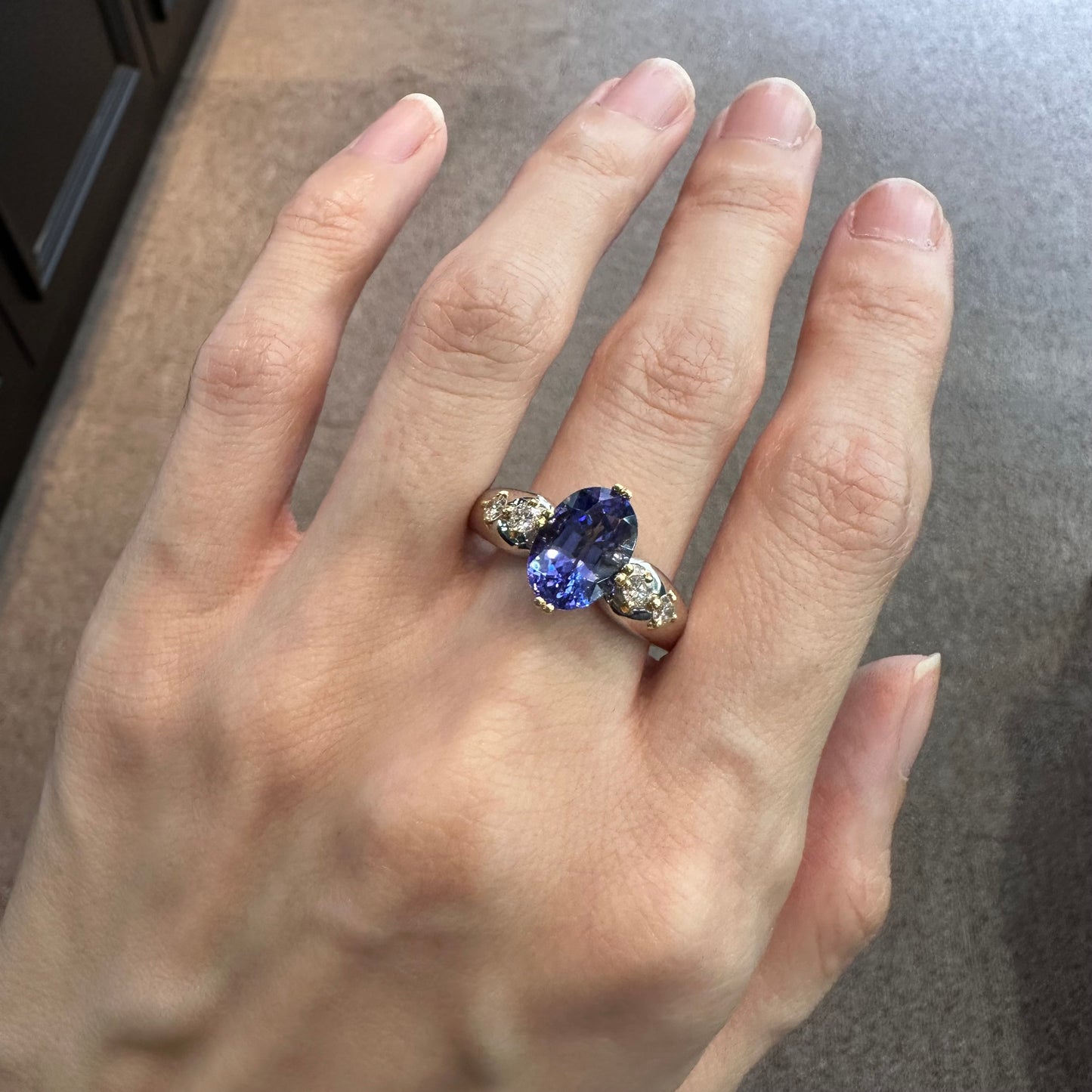 【美品】K18/PT900 タンザナイト3.49ct リング ダイヤ デザイン