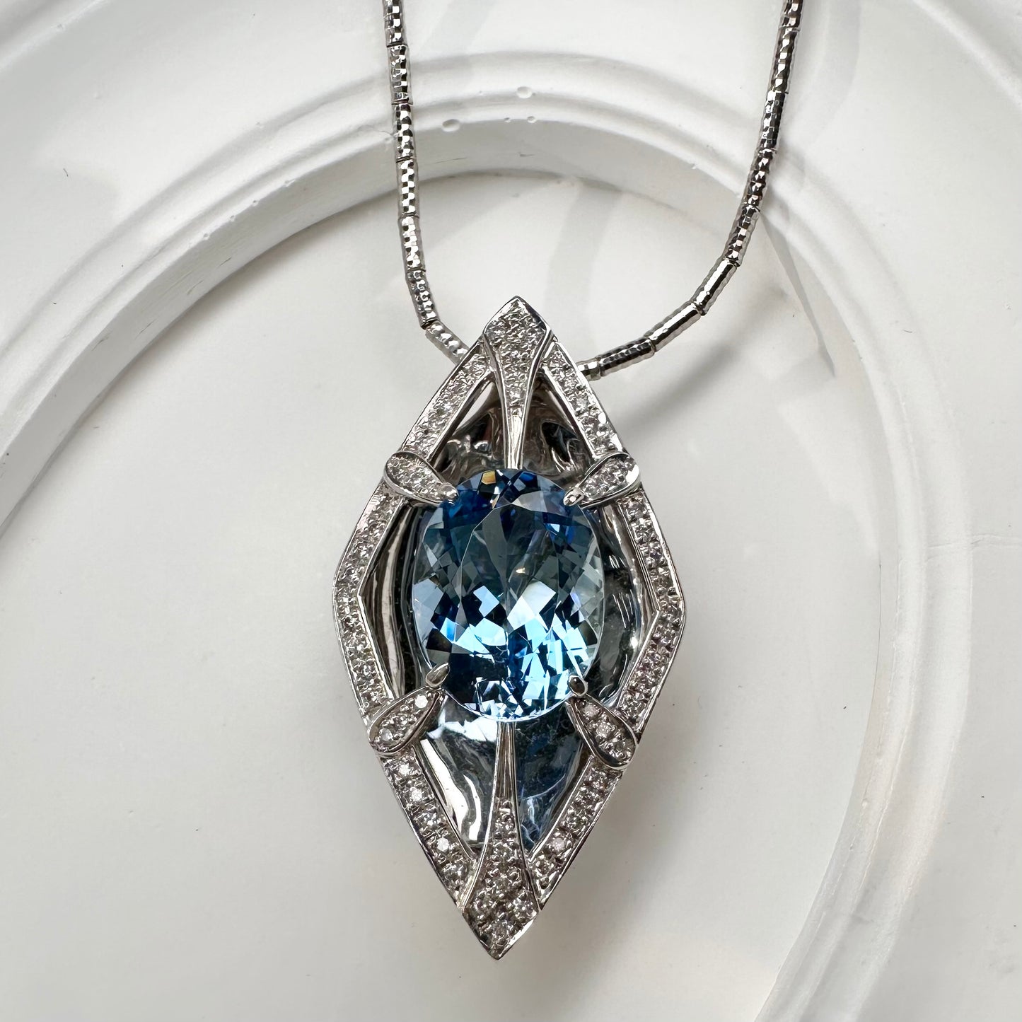 【美品】PT900 アクアマリン 5.43ct ネックレス