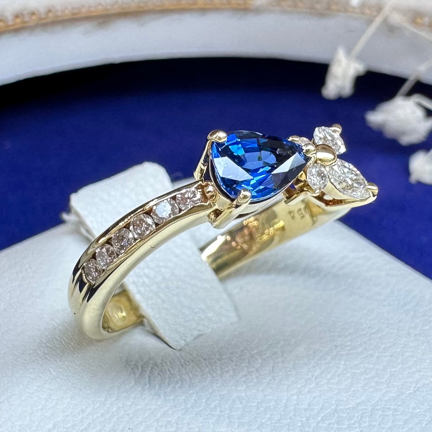 【K18】サファイア 0.54ct リング