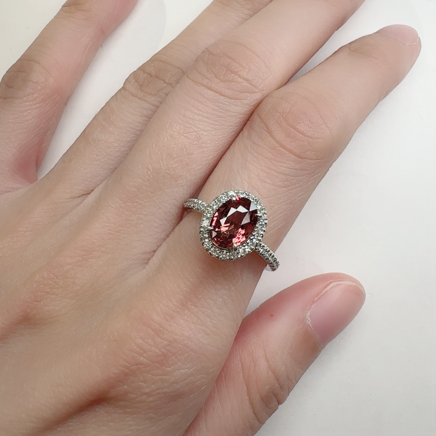 【美品】PT900 パパラチアサファイア1.37ct リング