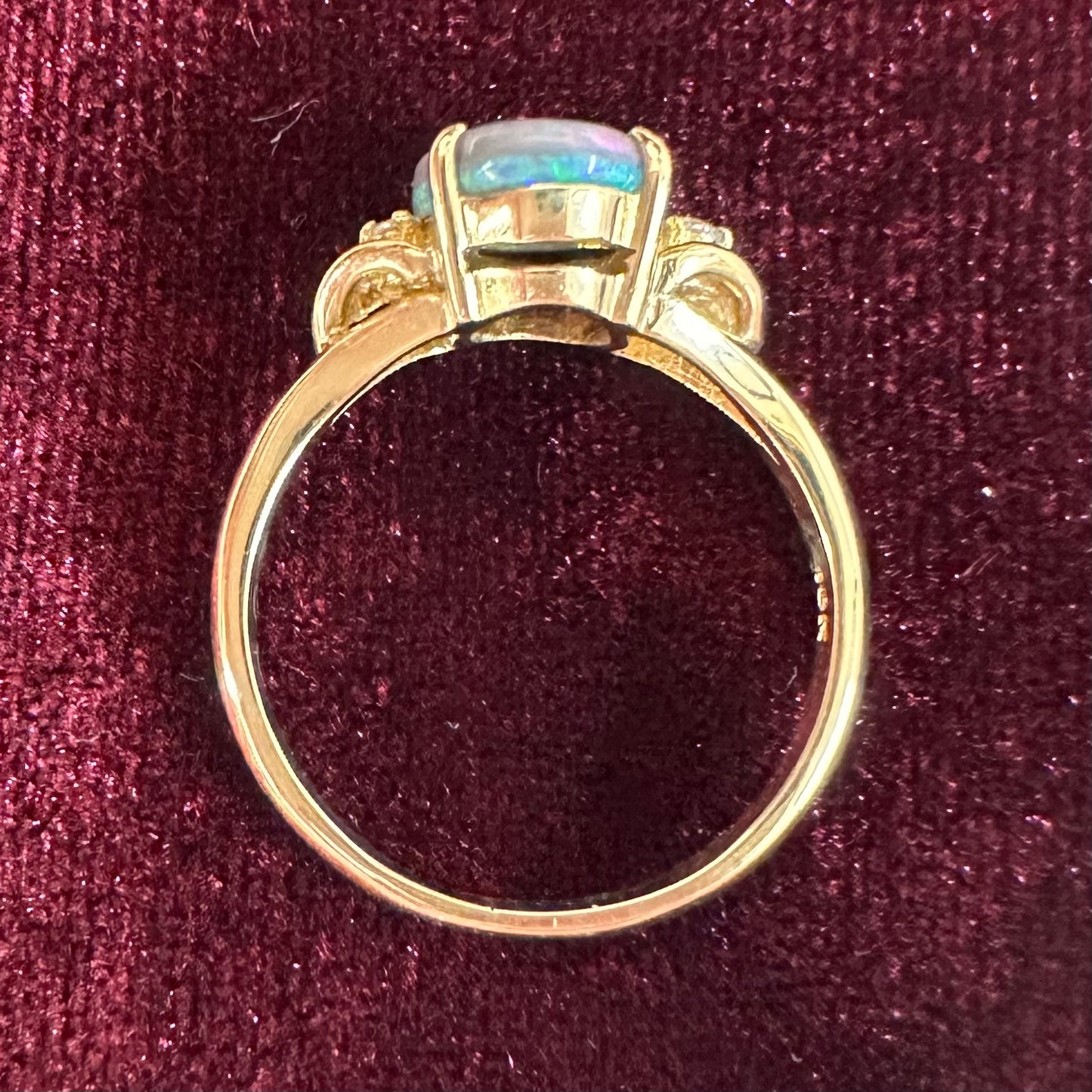 【K18】ブラックオパール2.0ct リング