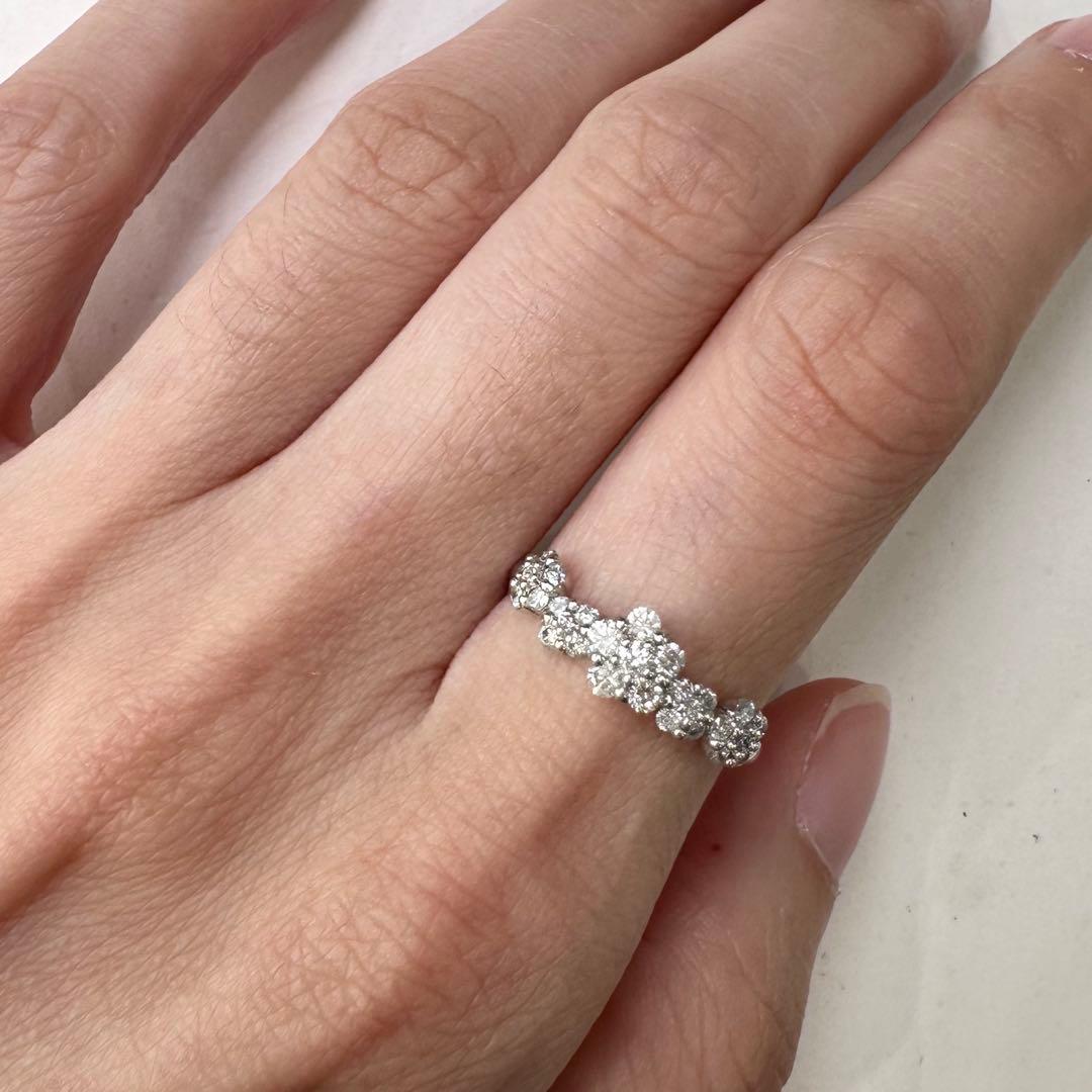 K18WG ダイヤモンド リング 0.5ct フラワーモチーフ
