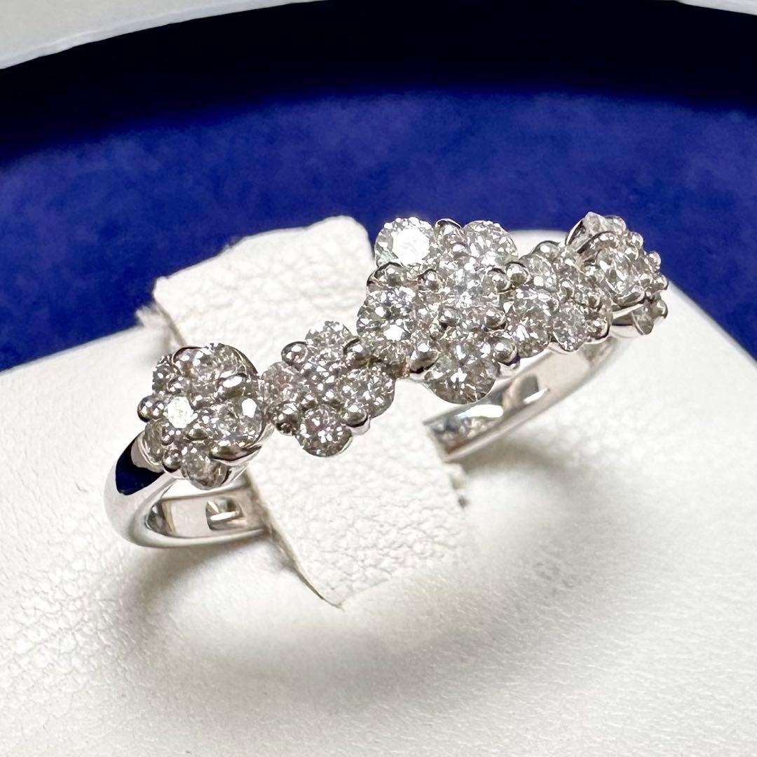 K18WG ダイヤモンド リング 0.5ct フラワーモチーフ