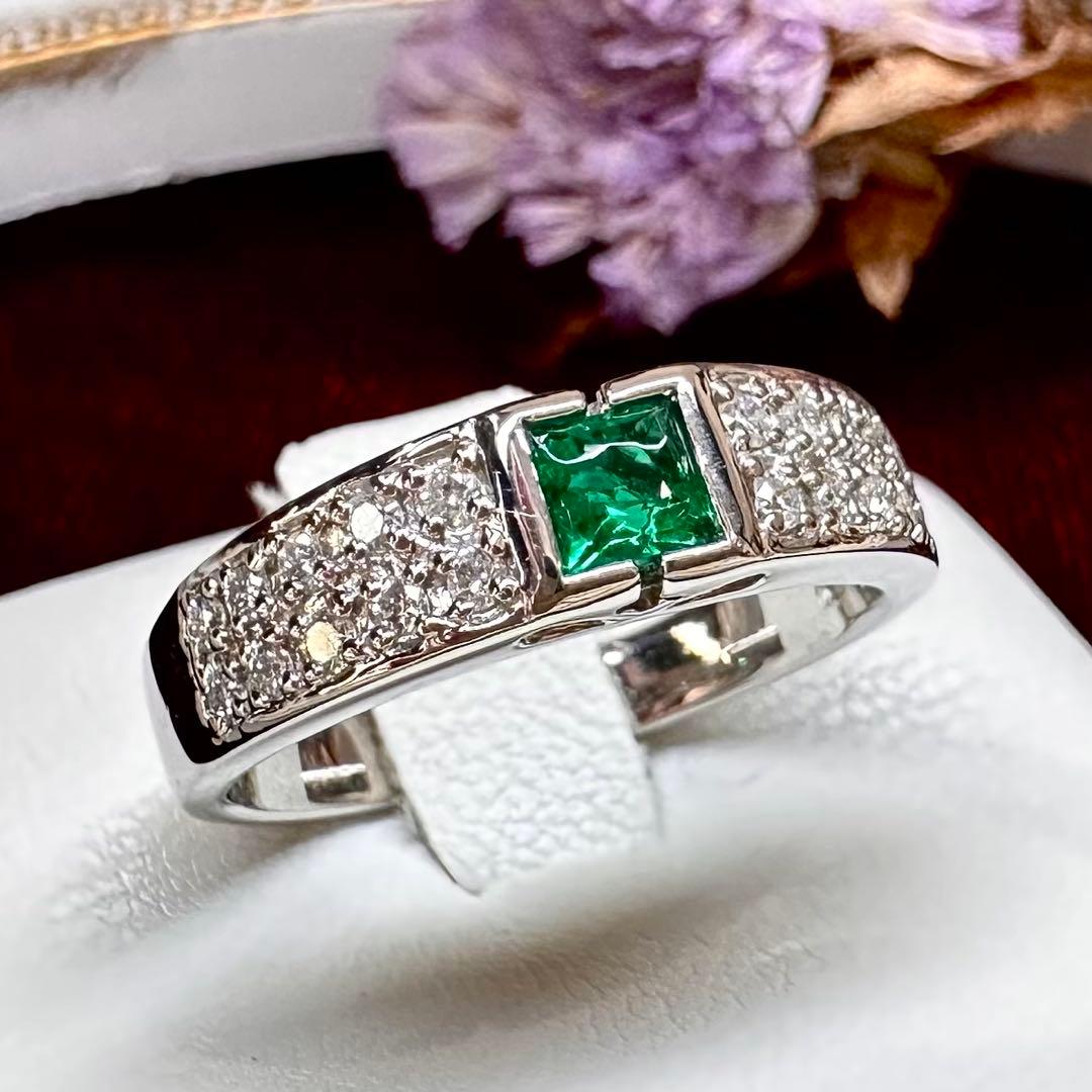 【美品】PT900 コロンビア産エメラルド 0.24ct リング