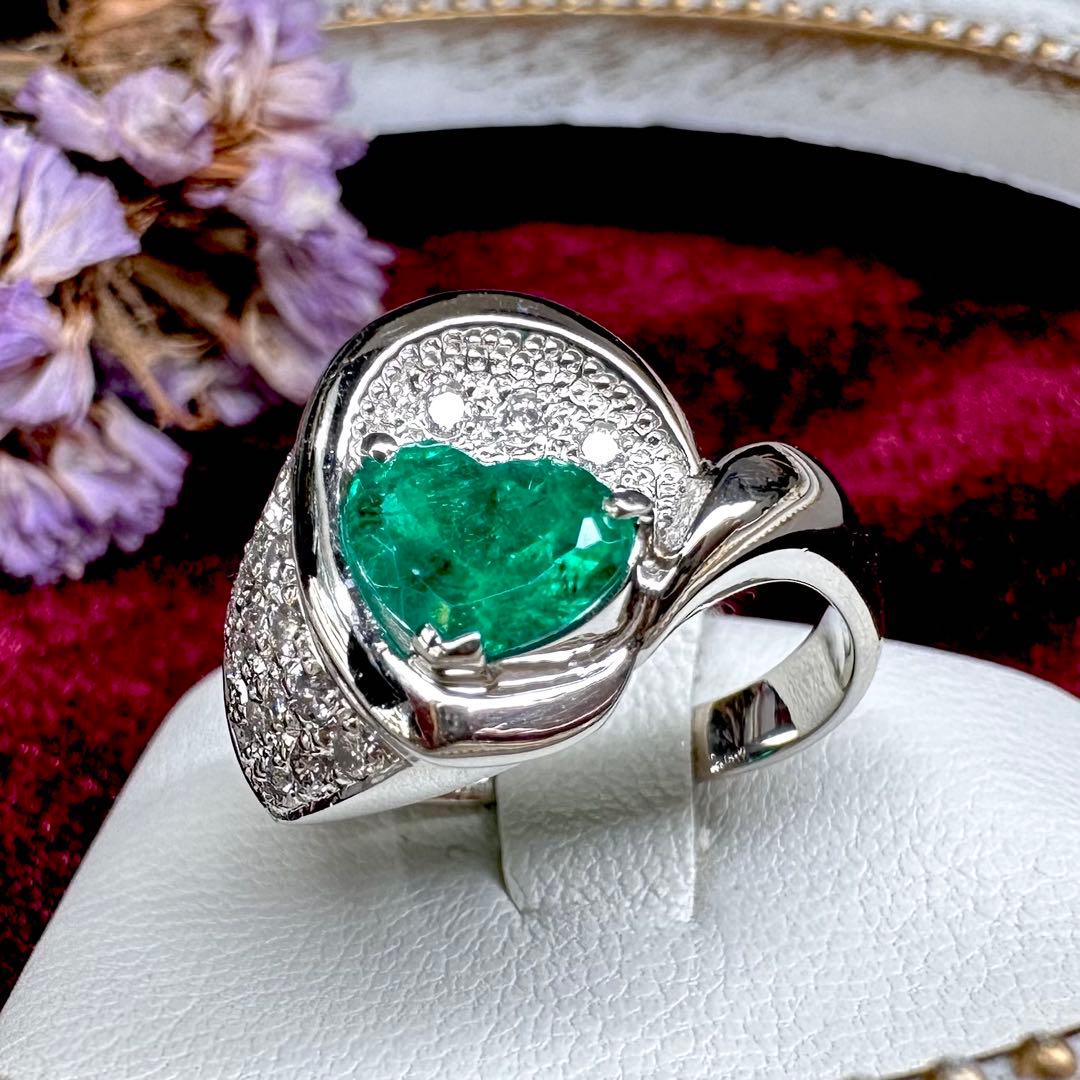 【美品】PT900 エメラルド0.94ct リング