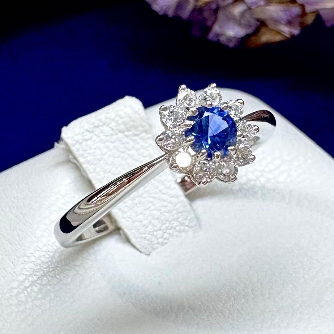 【美品】PT950 サファイア 0.26ct リング 花デザイン