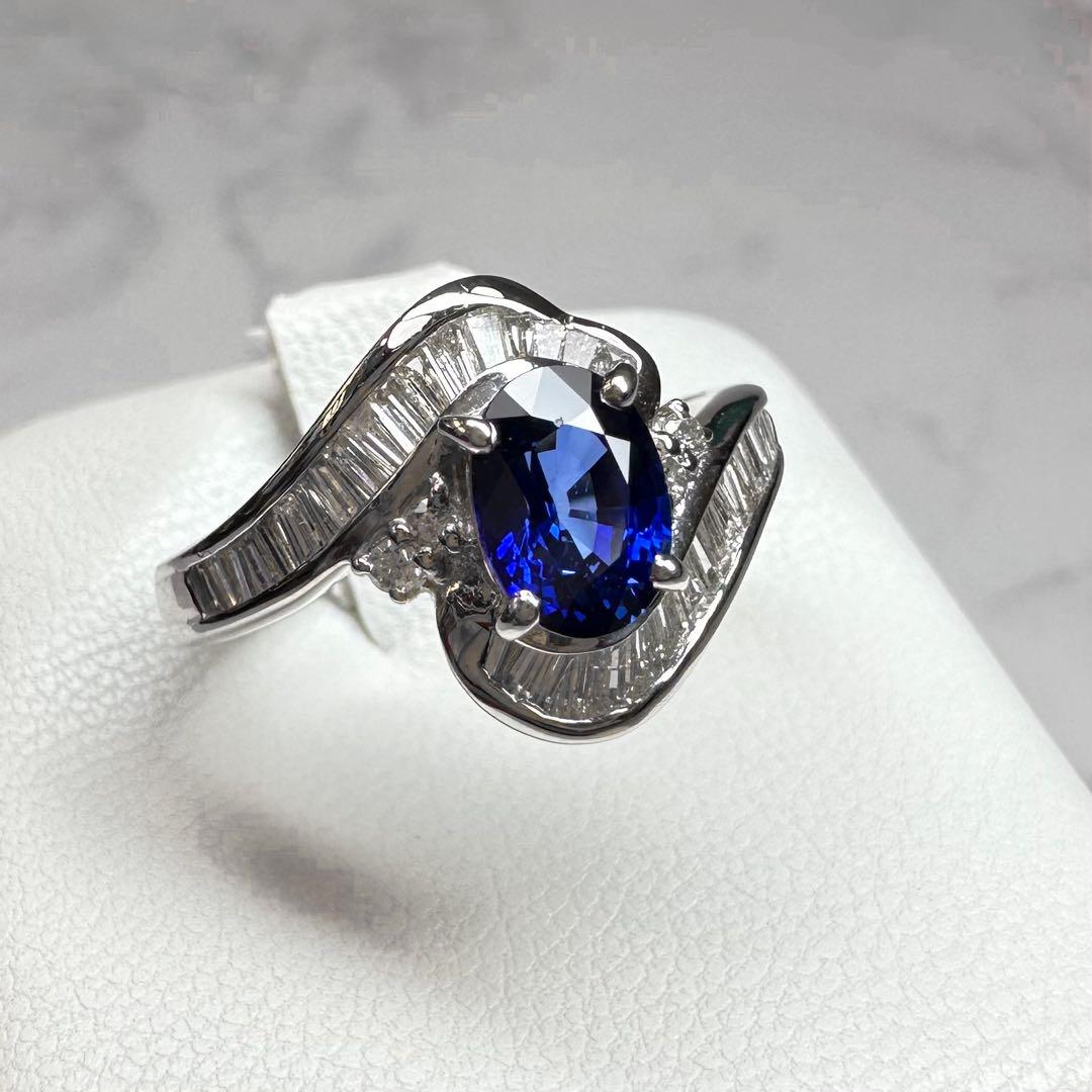 【美品】Pt900 サファイア 1.23ct ダイヤ リング