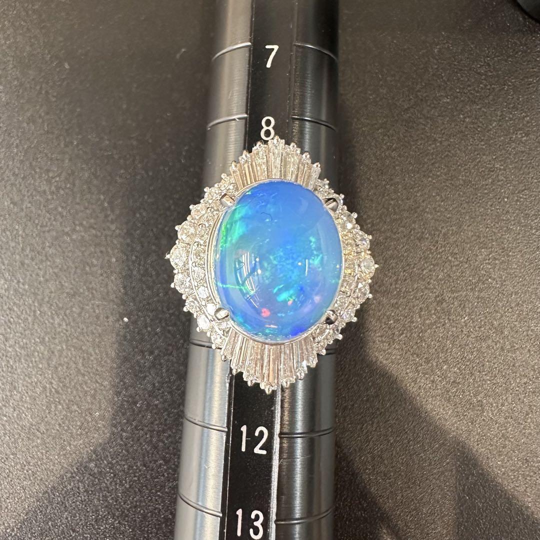 【美品】PT900 ウォーターオパール 7.79ct リング ダイヤ取巻き