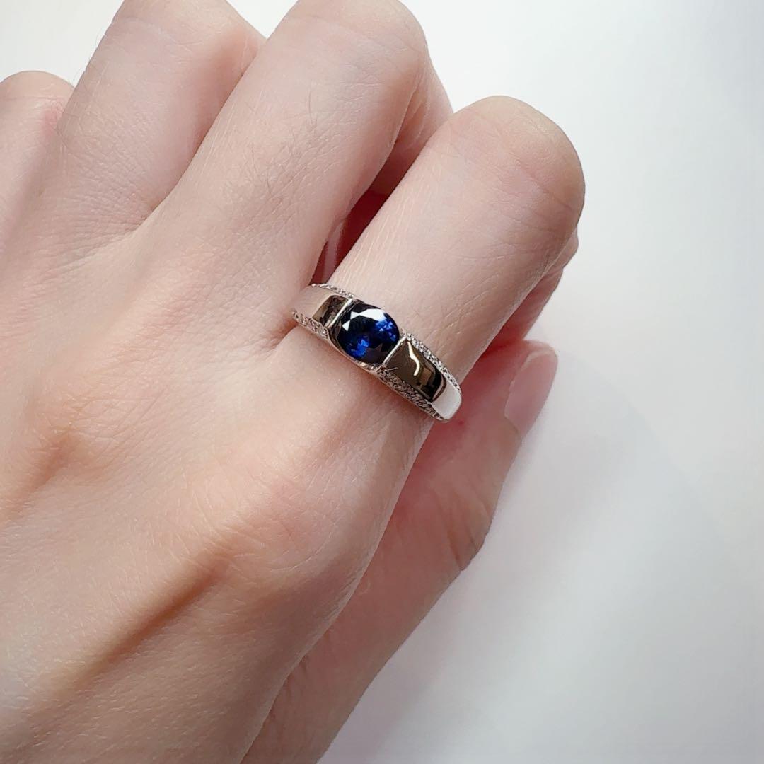 【美品】PT900 サファイア 0.85ct リング