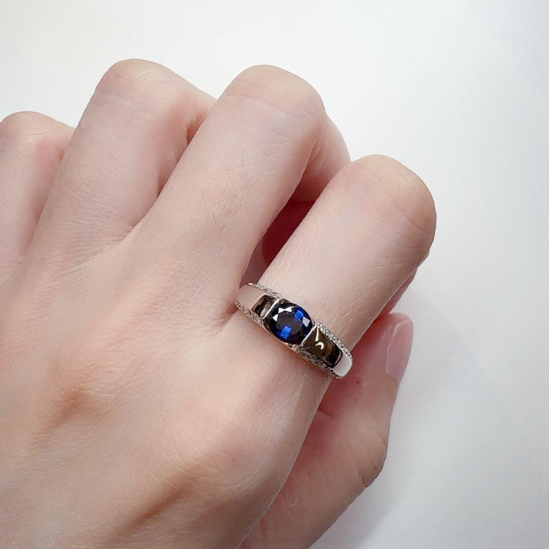 【美品】PT900 サファイア 0.85ct リング