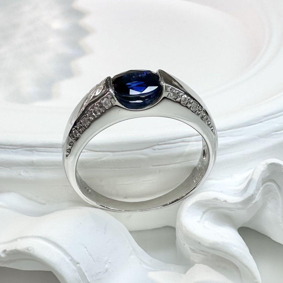 【美品】PT900 サファイア 0.85ct リング