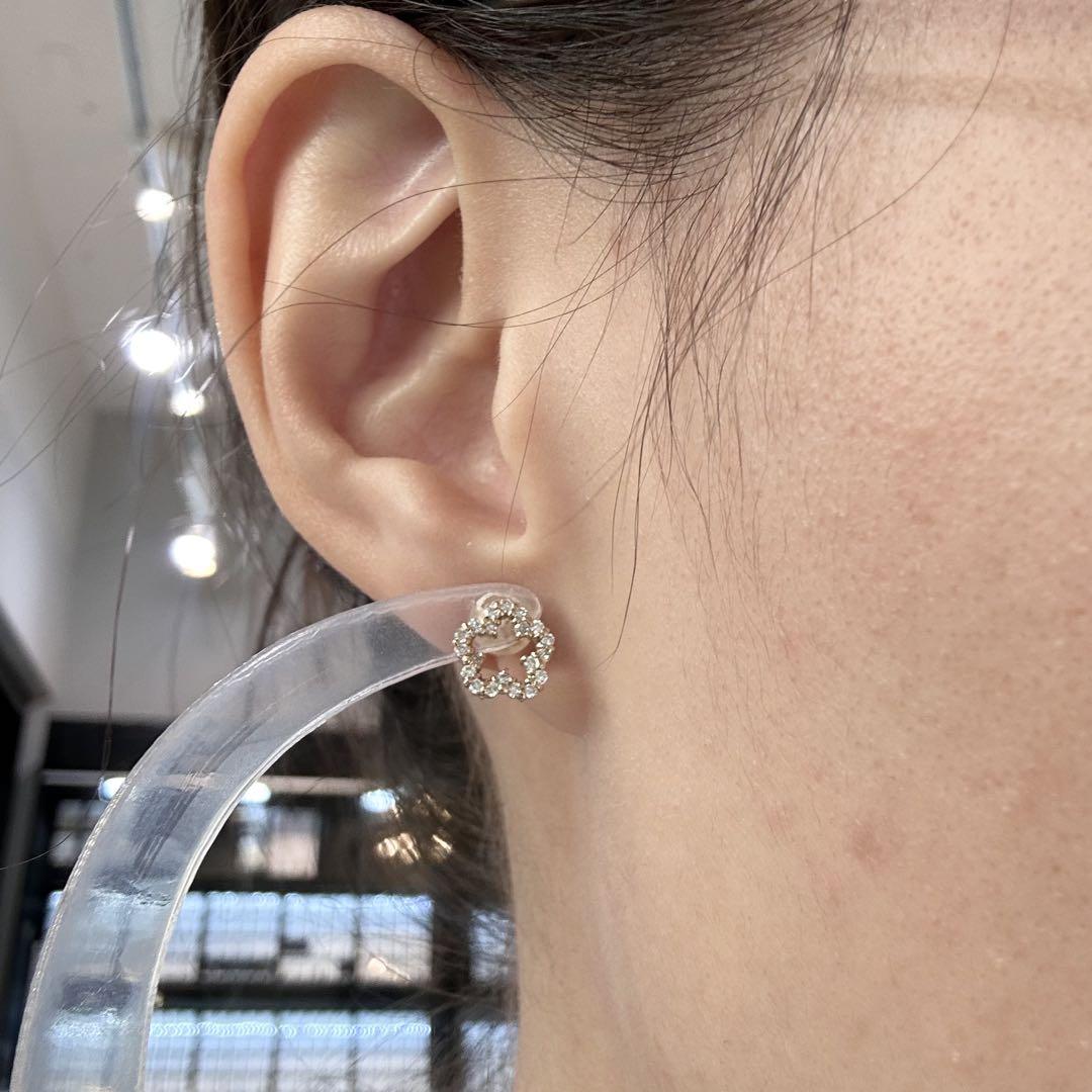 【K18】ダイヤモンド 0.13ct×2 ピアス 花