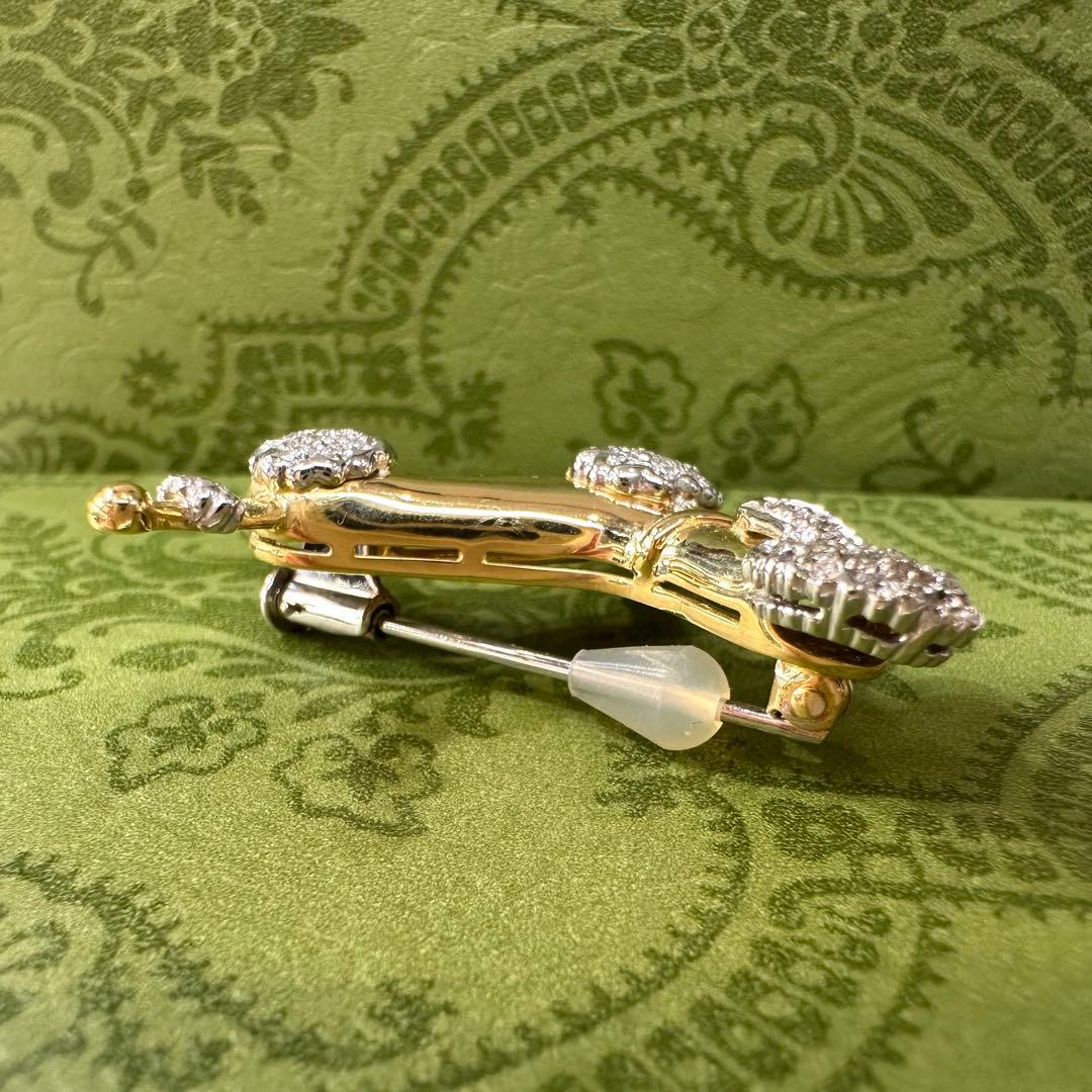 【K18】ダイヤモンド 0.33ct ブローチ　犬デザイン