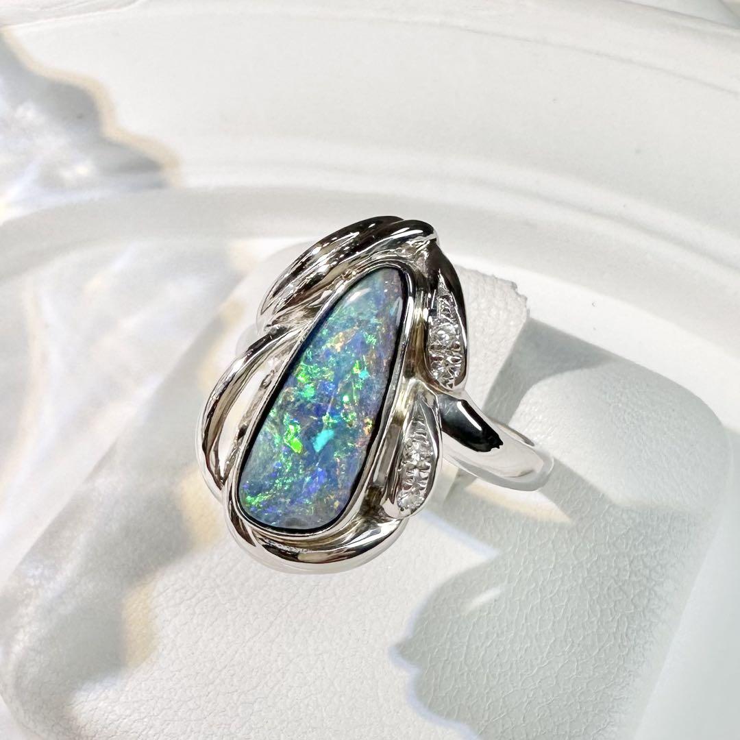 【美品】PT900 オパール 1.75ct リング デザイン ダイヤ