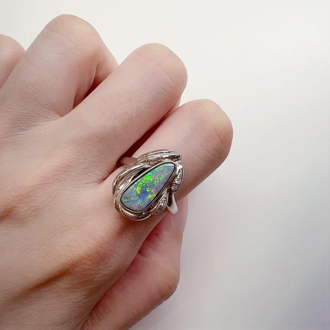 【美品】PT900 オパール 1.75ct リング デザイン ダイヤ