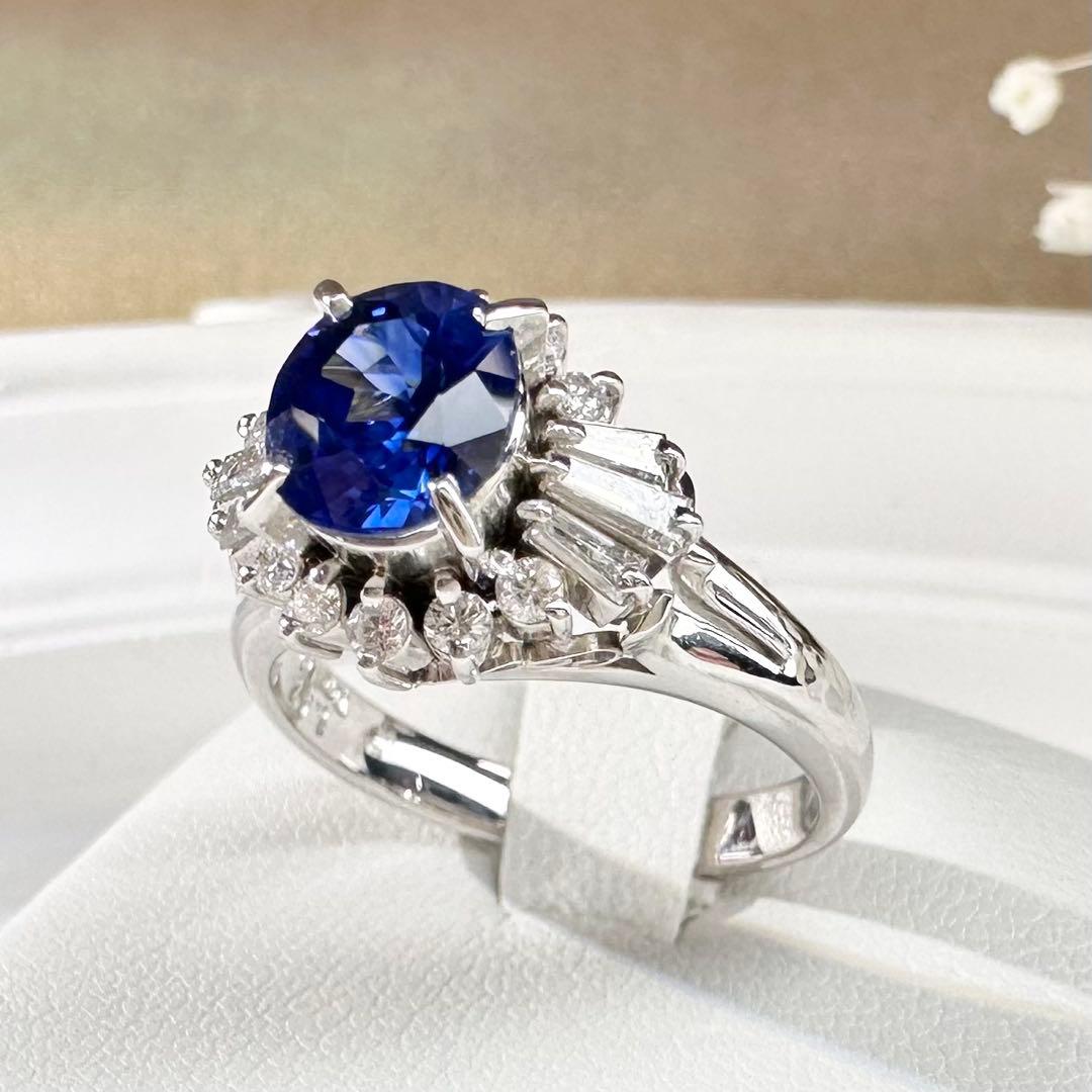 【美品】PT900 サファイア 1.47ct リング