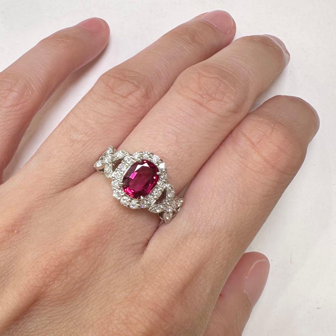 PT900 ルビー1.30ct ダイヤモンド 取り巻きリング