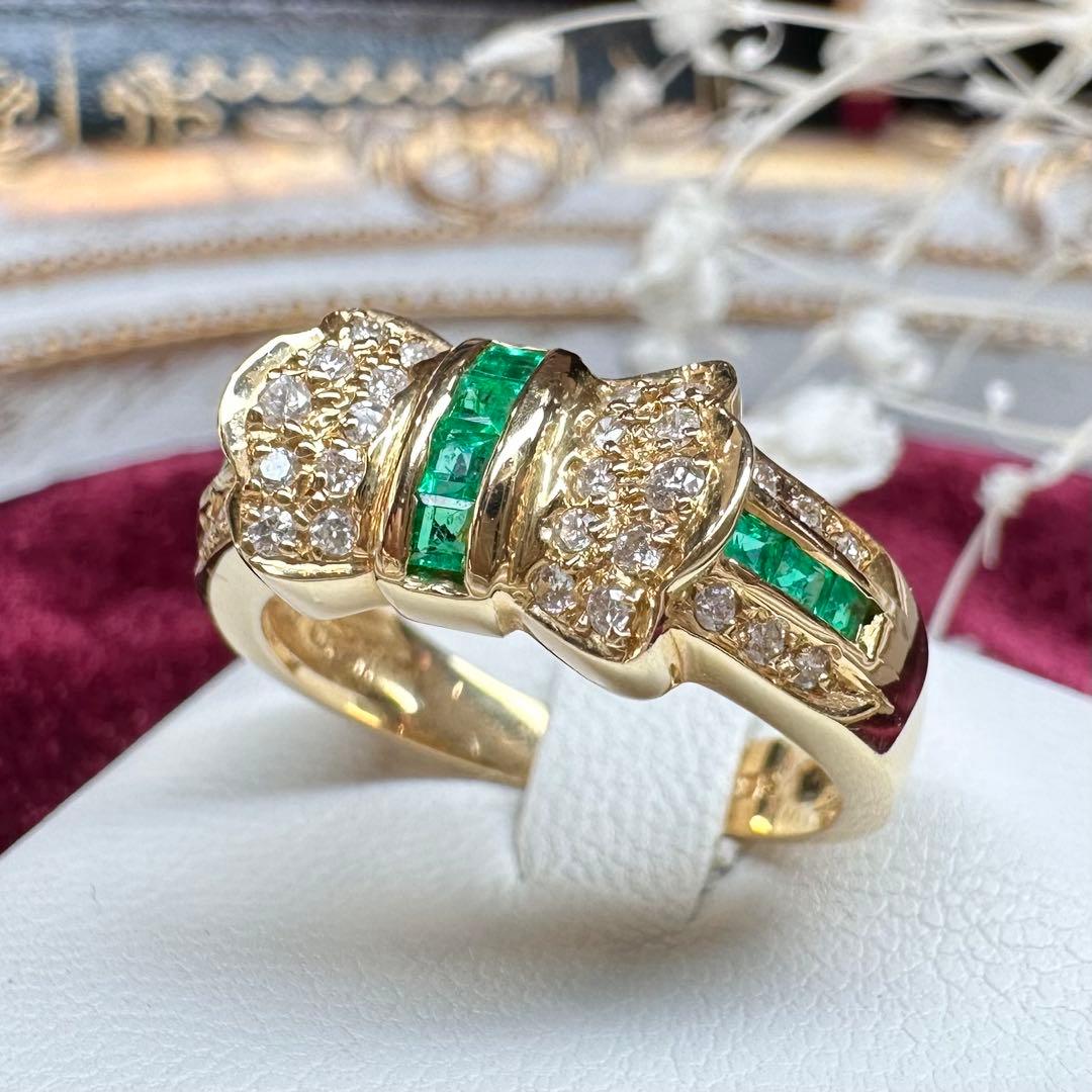 【K18】エメラルド 0.28ct リング リボンデザイン