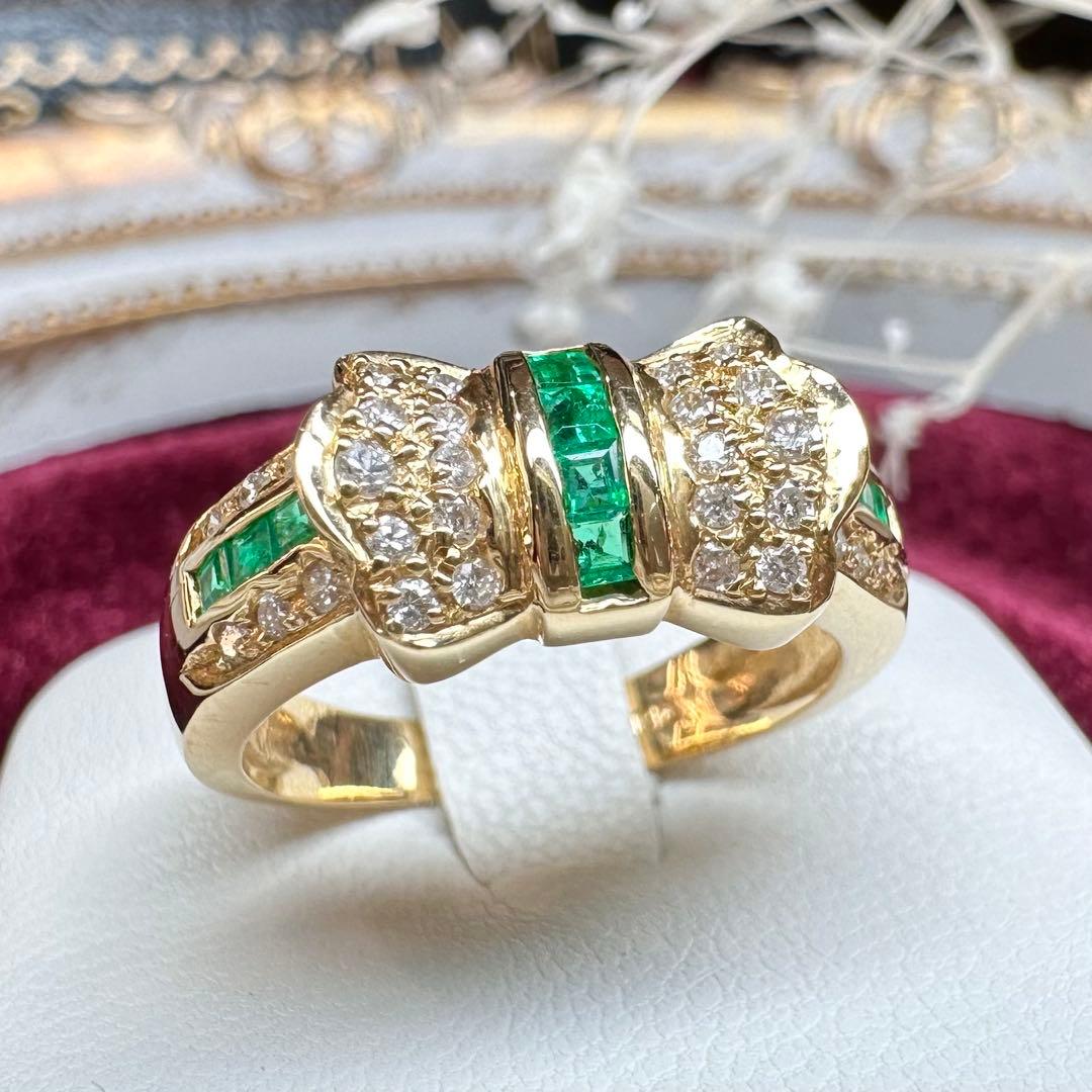 【K18】エメラルド 0.28ct リング リボンデザイン