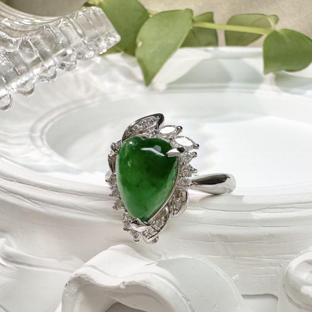 【美品】PT900 天然翡翠 3.27ct ハートシェイプ ダイヤ取巻き