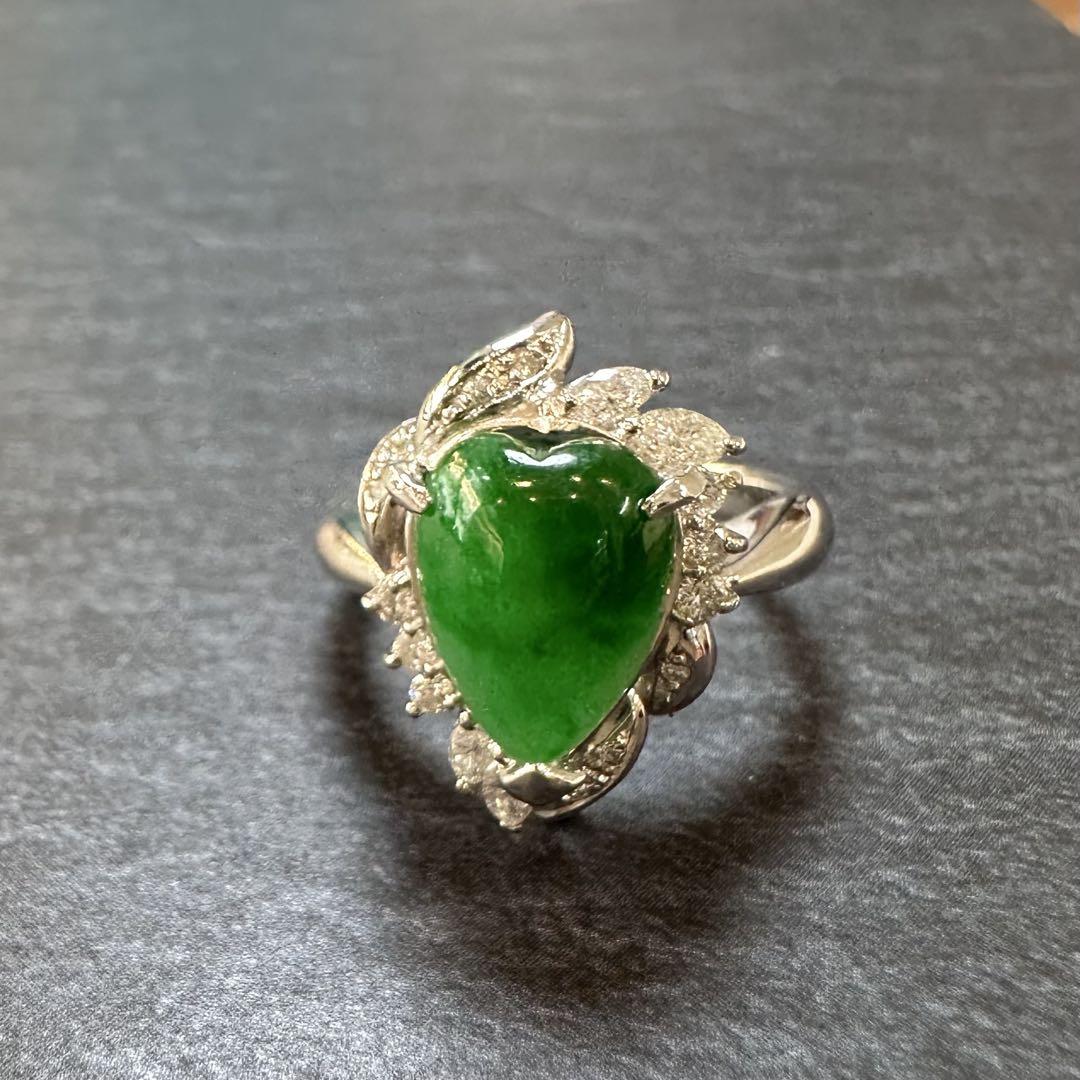 【美品】PT900 天然翡翠 3.27ct ハートシェイプ ダイヤ取巻き