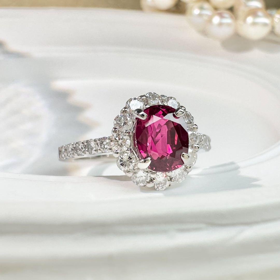 【美品】PT900 ルビー 1.53ctリング ダイヤ巻き デザイン