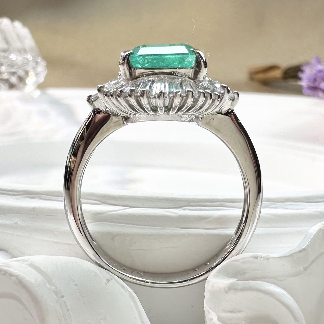 【美品】PT900 コロンビア産エメラルド1.93ct リング ダイヤ巻き