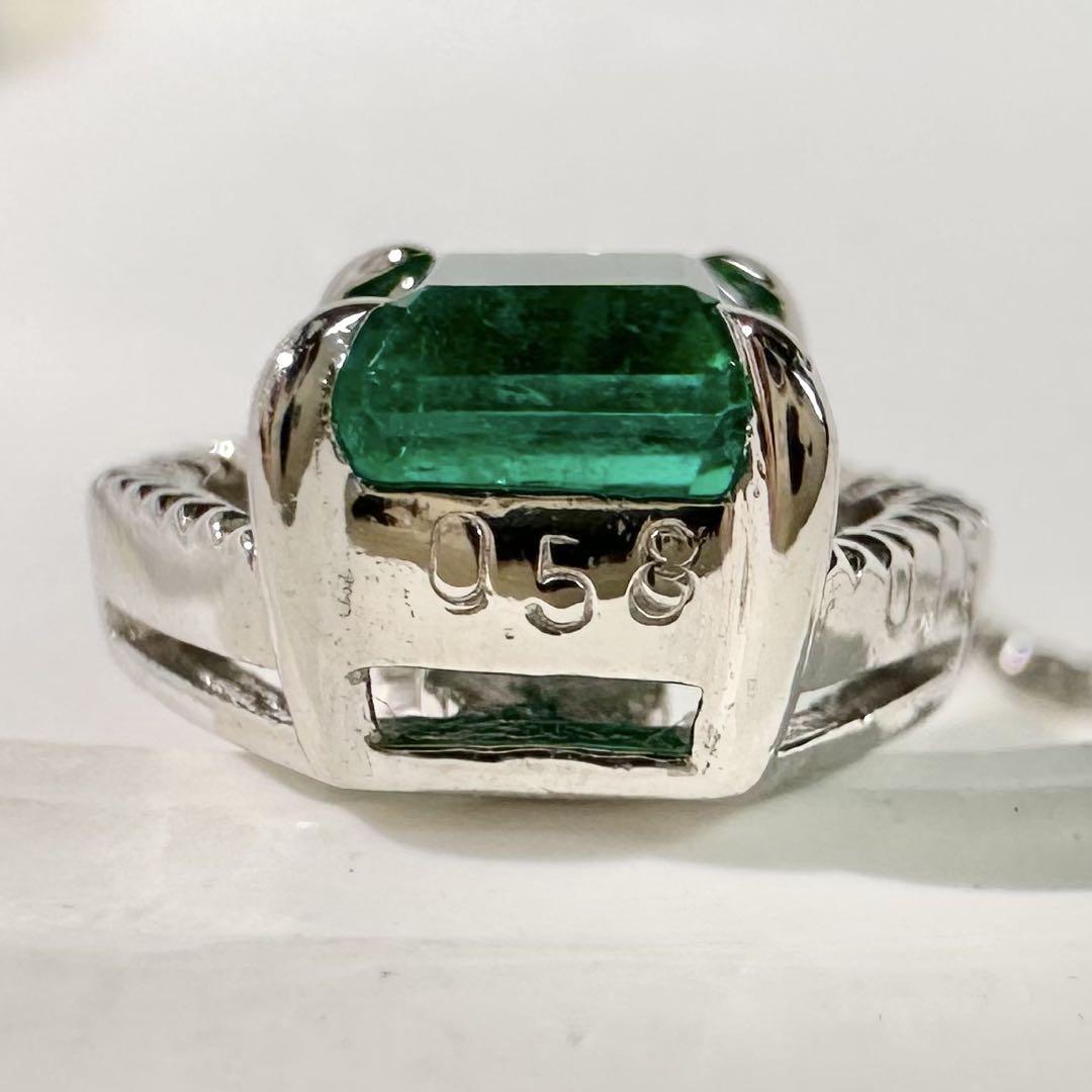 【美品】PT900 エメラルド 0.58ct ネックレス　ダイヤ