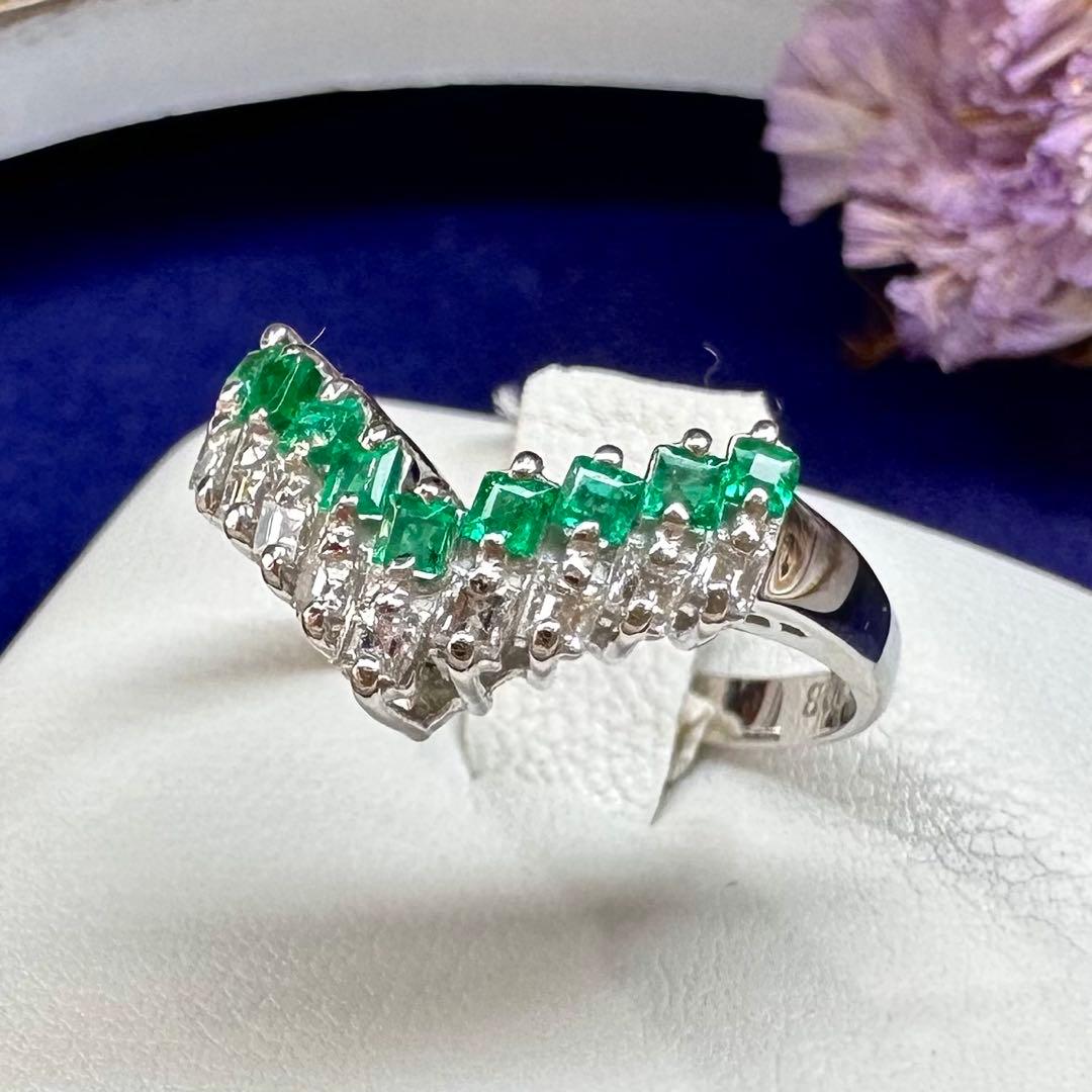 【美品】PT900 エメラルド 0.28ct リング