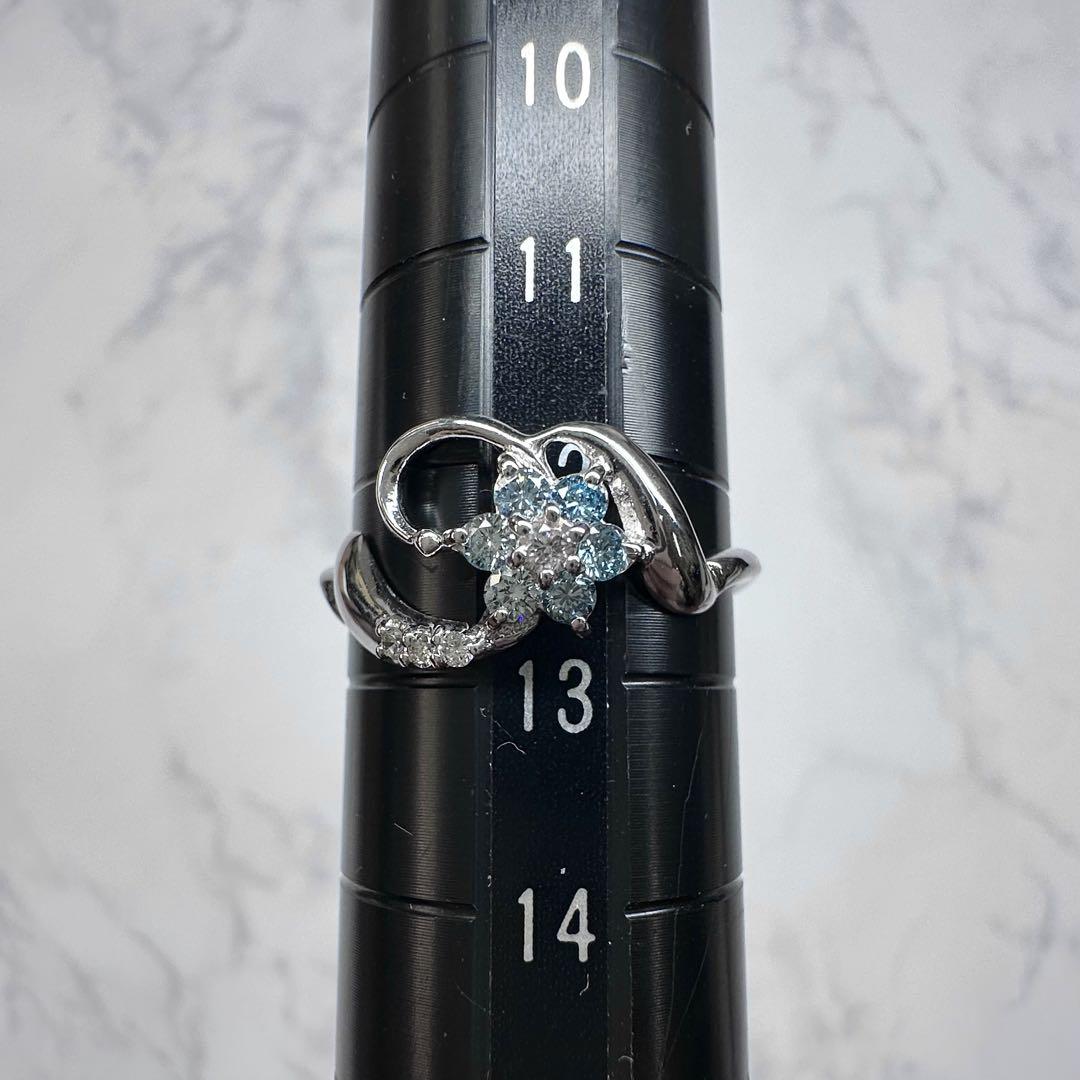 【新品】K18WG ブルーダイヤモンド0.20ct リング 花