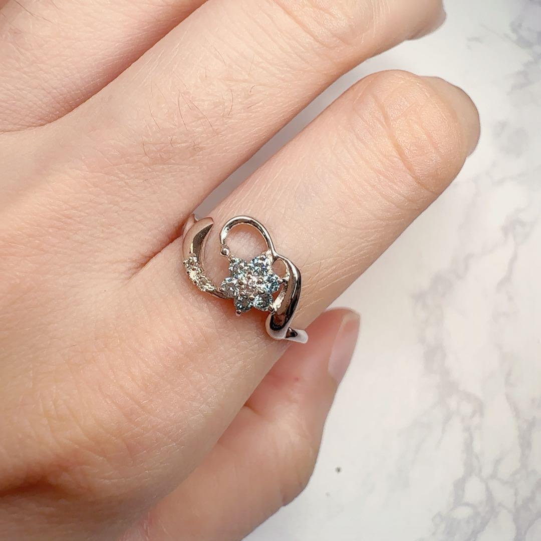 【新品】K18WG ブルーダイヤモンド0.20ct リング 花