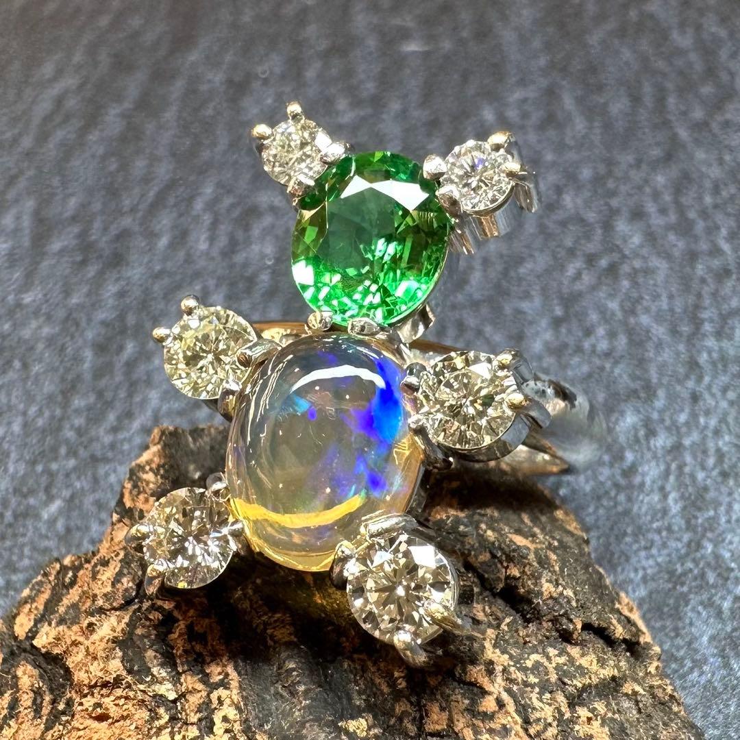 【K18】オパール 1.09ct／ツァボライト 1.3ct リング