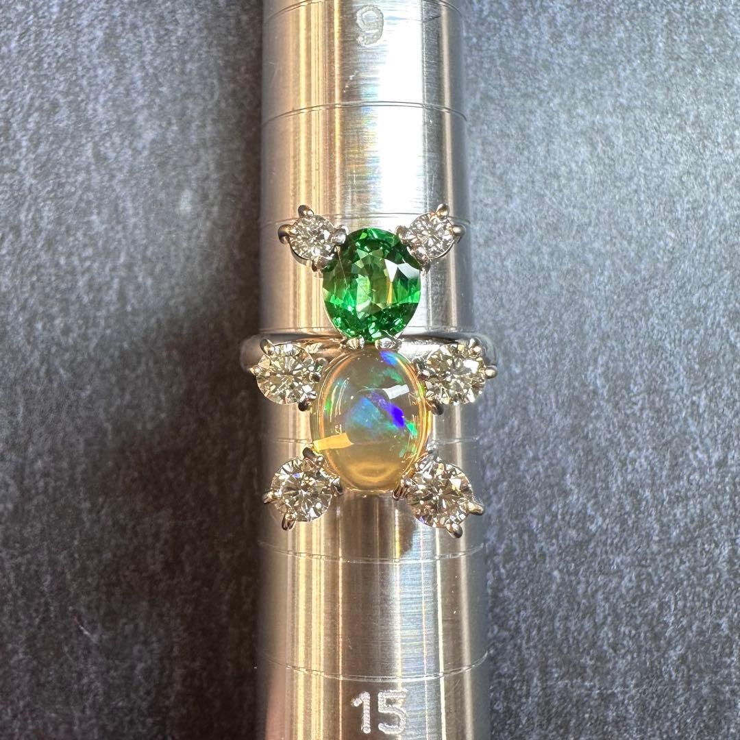 【K18】オパール 1.09ct／ツァボライト 1.3ct リング