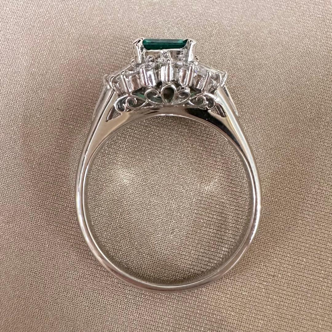 PT900 エメラルド 0.62ct ダイヤモンドリング