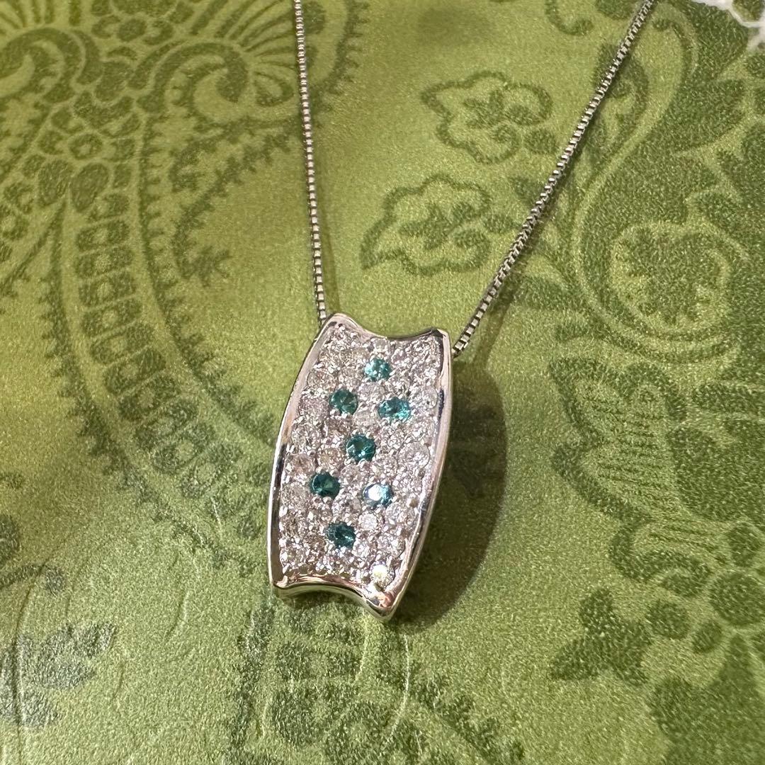 【美品】PT900 パライバトルマリン0.06ct ペンダント