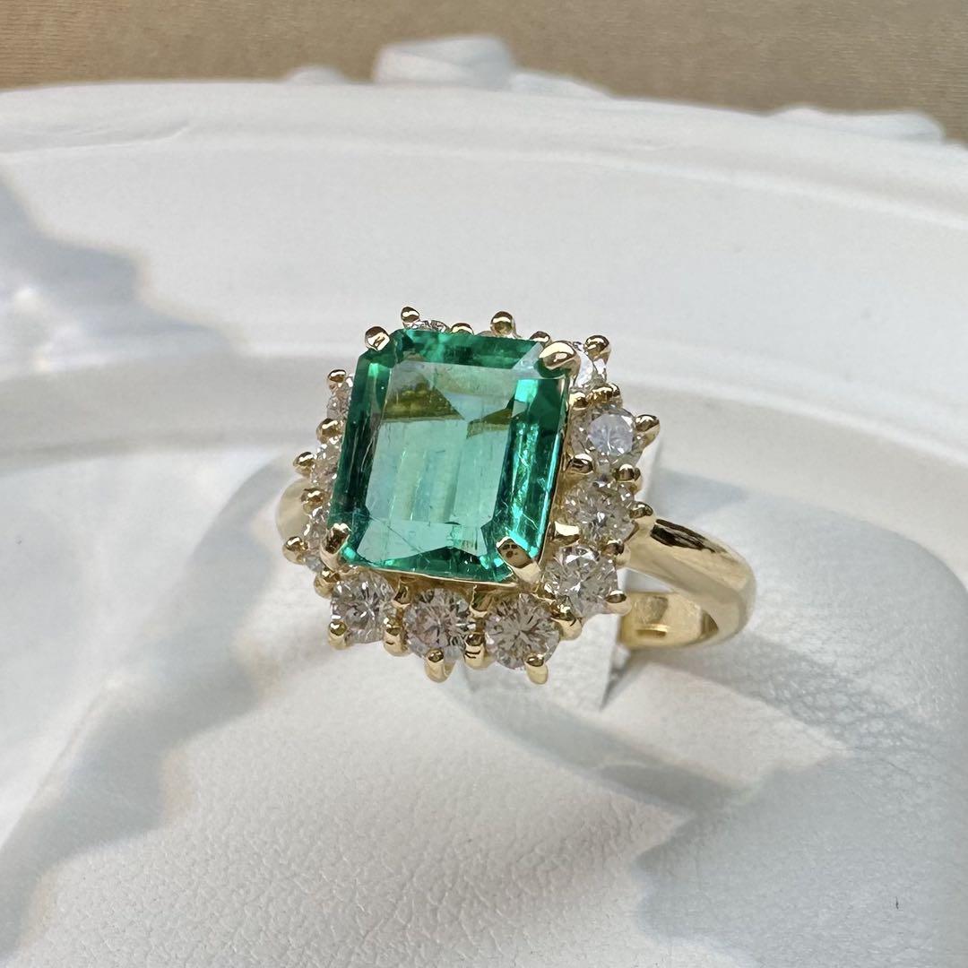 激安即決 希少！ K18/PT900 天然エメラルド 1.02ct 濃い目のグリーン