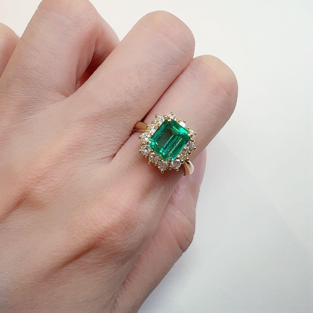 【K18】エメラルド 1.85ct リング ダイヤ取巻き イエローゴールド