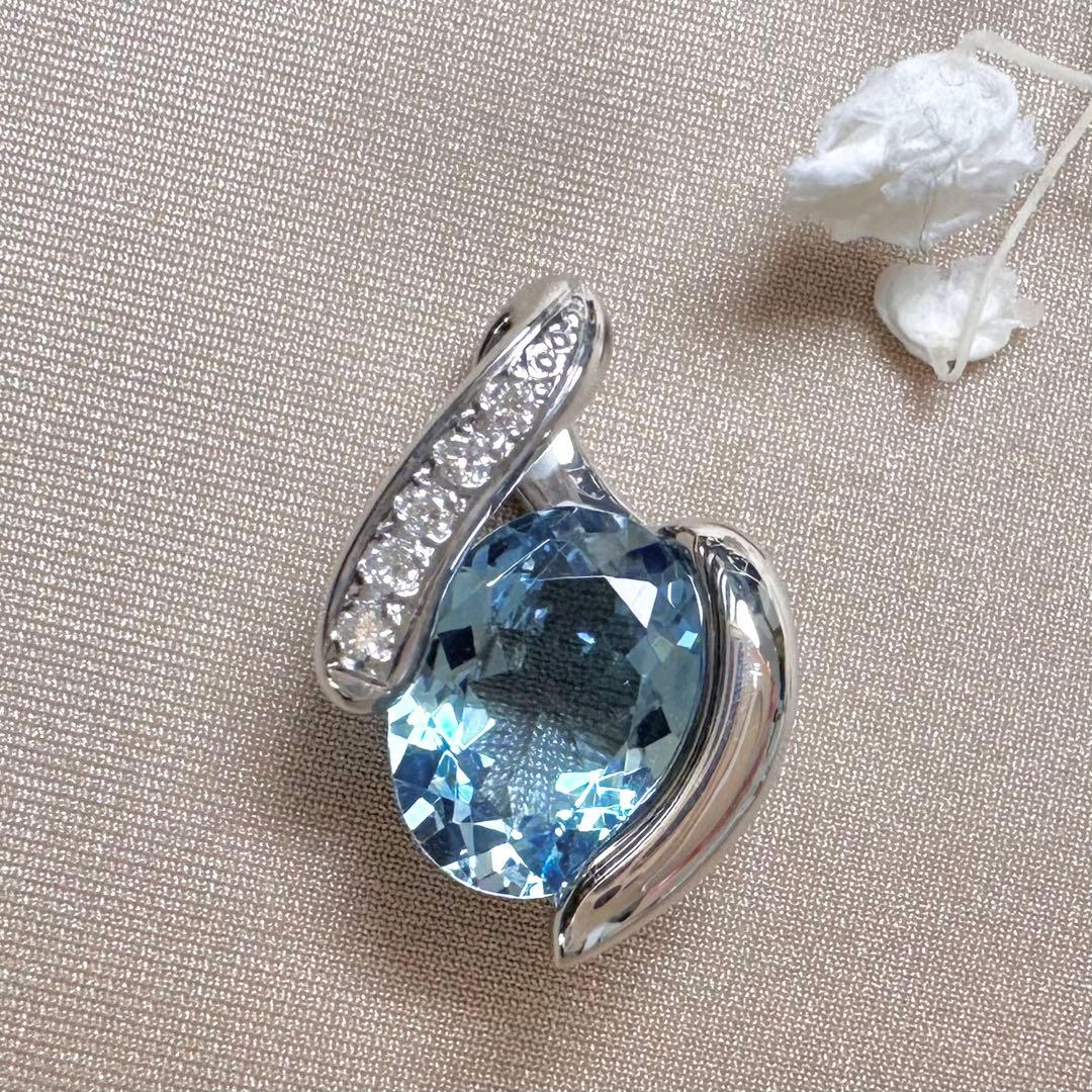 PT900 アクアマリン 2.10ct デザインペンダント