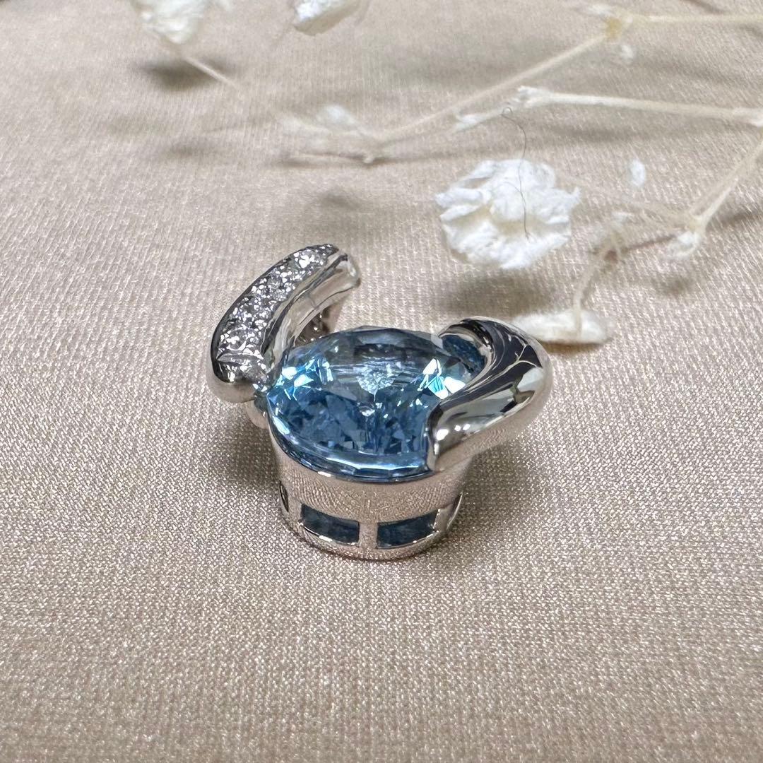PT900 アクアマリン 2.10ct デザインペンダント