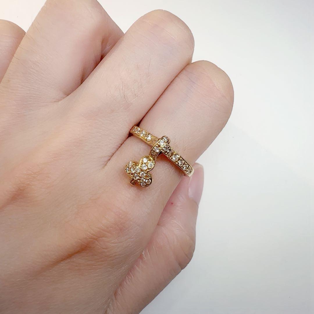 【K18】ダイヤモンド 0.3ct リング クローバー チャーム付き　揺れる