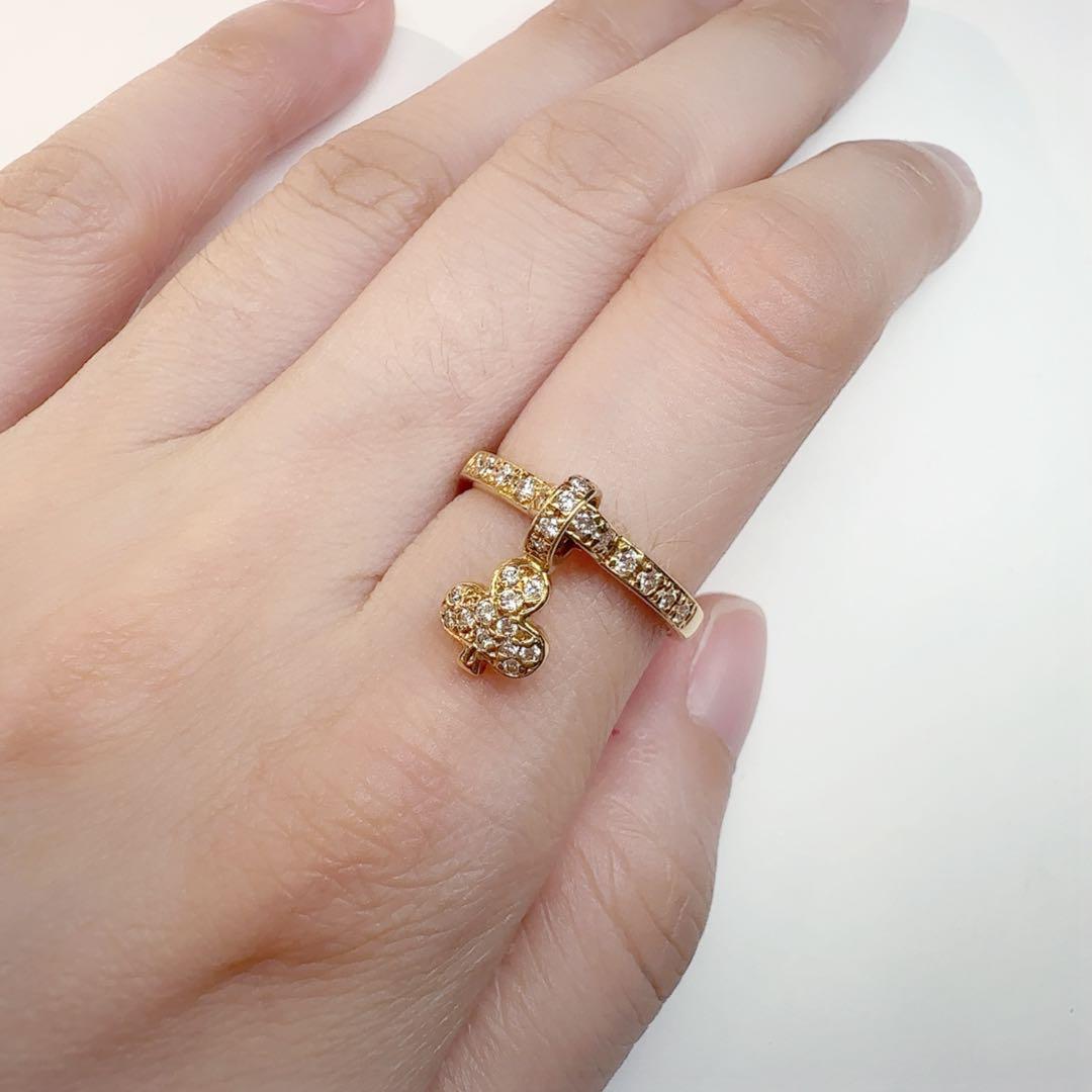 【K18】ダイヤモンド 0.3ct リング クローバー チャーム付き　揺れる