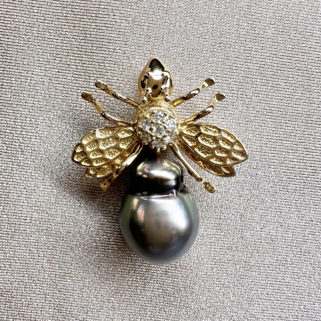 【K18】蜂モチーフ 南洋黒蝶真珠 ダイヤ ブローチ