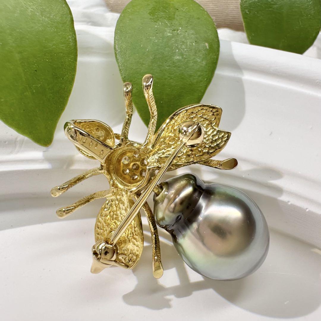 【K18】蜂モチーフ 南洋黒蝶真珠 ダイヤ ブローチ
