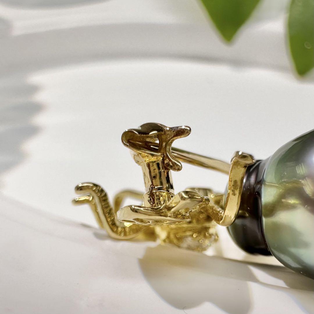 【K18】蜂モチーフ 南洋黒蝶真珠 ダイヤ ブローチ