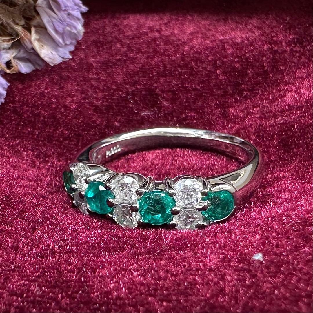 【美品】PT900 エメラルド 0.50ct リング