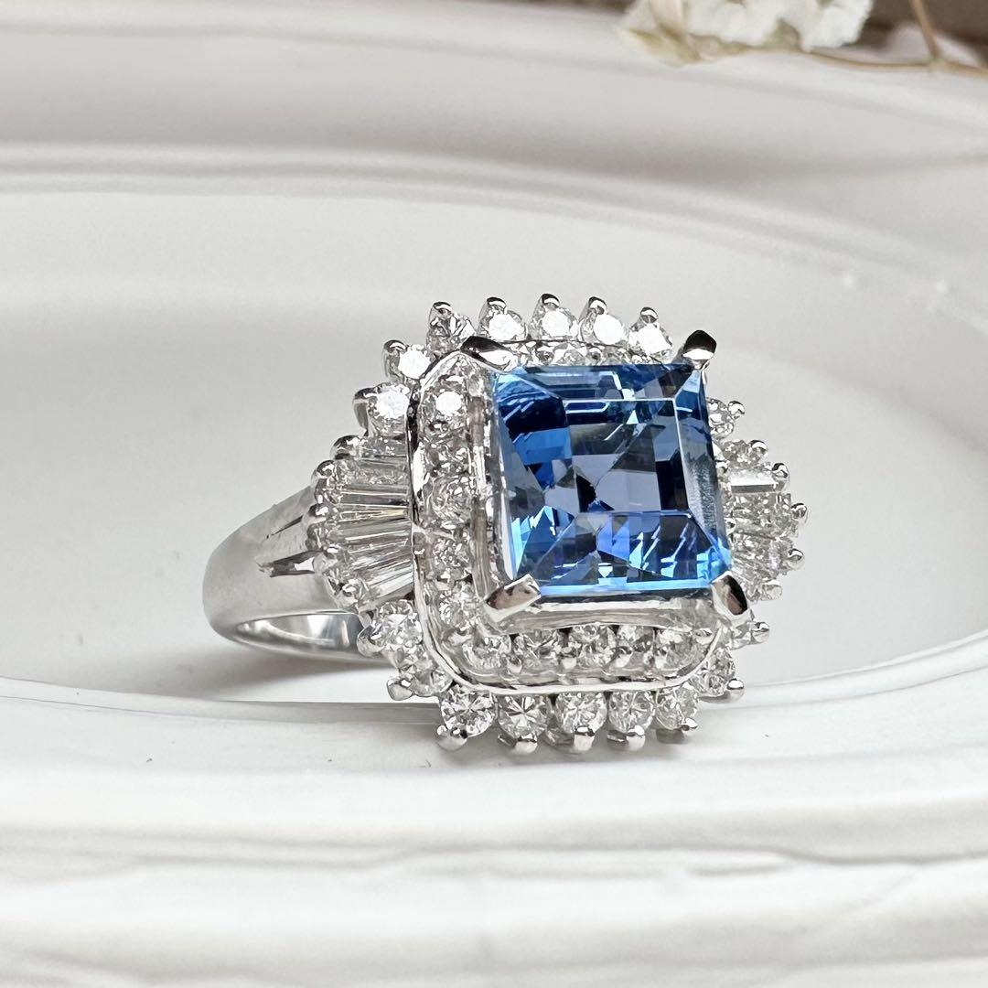 【美品】PT900 サンタマリアアクアマリン 1.40ct ダイヤモンド リング