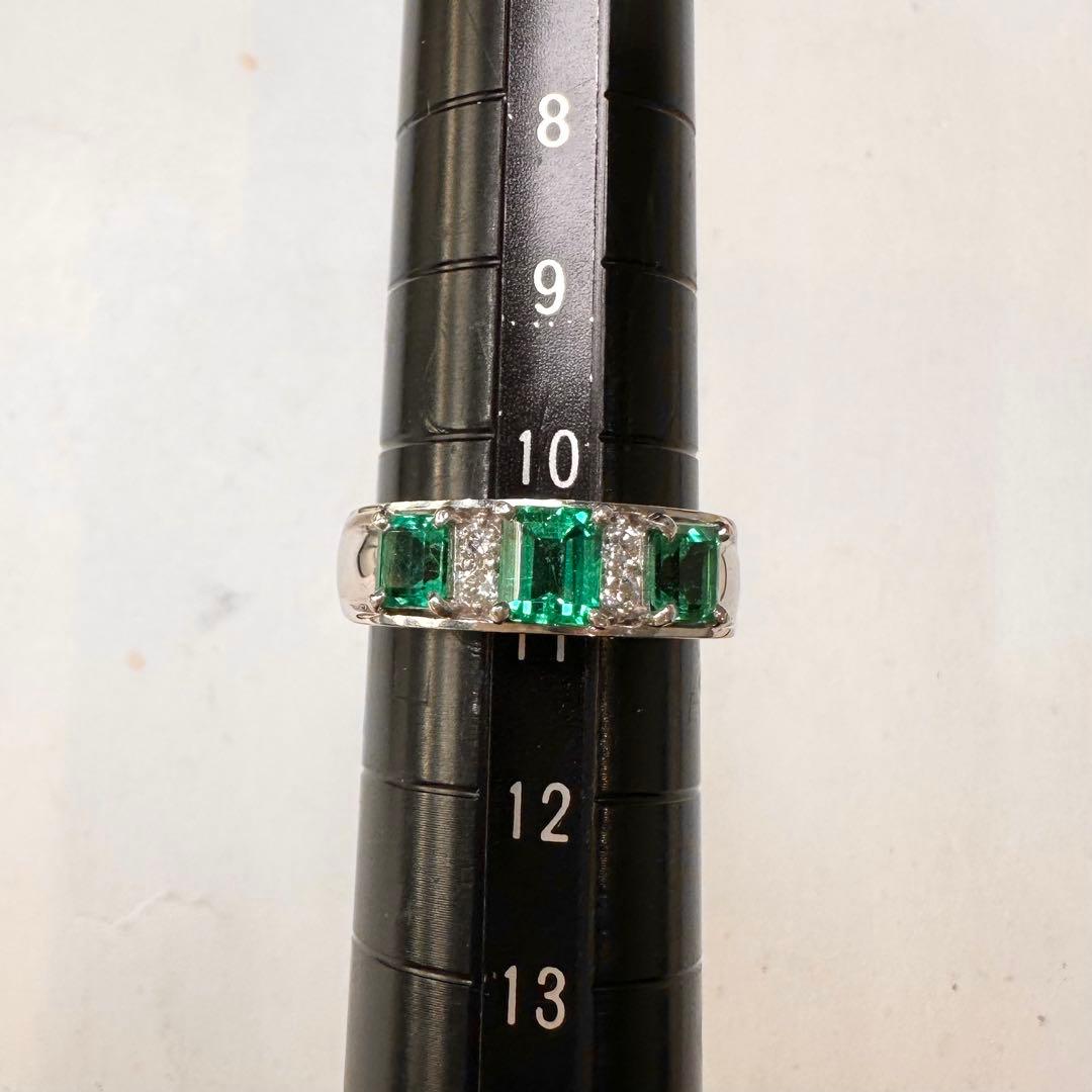PT900 エメラルド 1.02ct ダイヤモンド リング スリーストーン